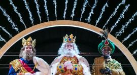 Melchor, Gaspar y Baltasar se han dirigido a los madrileños en una gala que ha contado con la magia de Jorge Blass. ©Lukasz Michalar/Madrid Destino
