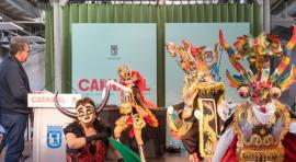 Actuación de la “Diablada Boliviana” en la presentación del Carnaval Madrid 2023 ©Álvaro López-Madrid Destino