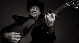 El músico cubano Eliades Ochoa ©Massi Georgeschi