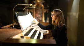 Concierto de la organista Esther Ciudad ayer en la parroquia de San Ginés