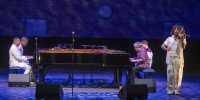 Momento del concierto y sus protagonistas