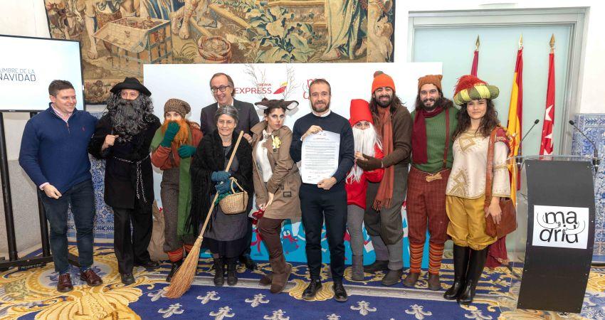Turismo del Ayuntamiento recibe el primer manifiesto de la Navidad en Europa