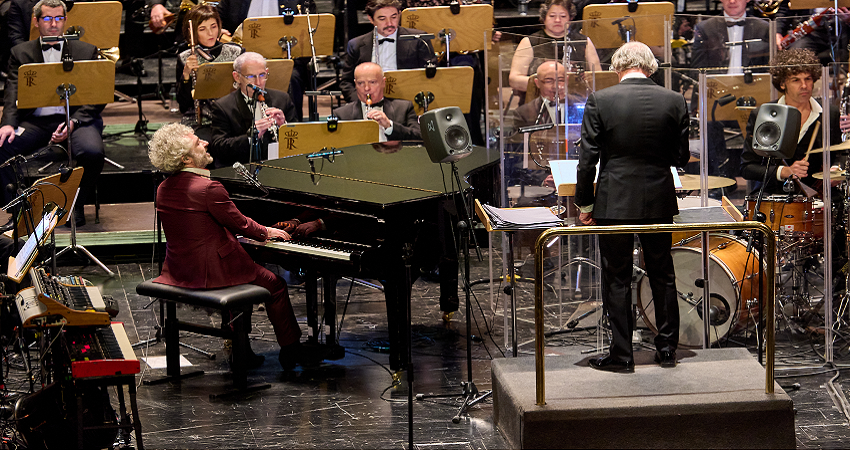 El maestro Jan Cober ha dirigido el concierto de Reyes del grupo León Benavente y la Banda Sinfónica Municipal©Fernando Tribiño-Madrid Destino