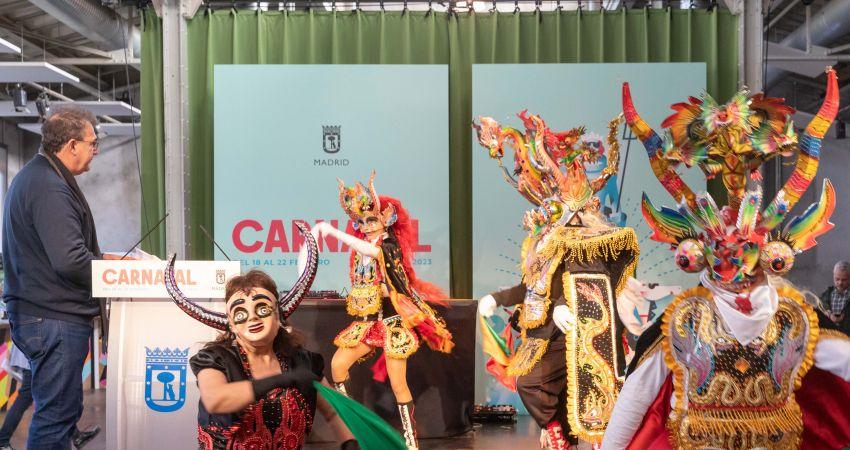 Actuación de la “Diablada Boliviana” en la presentación del Carnaval Madrid 2023 ©Álvaro López-Madrid Destino