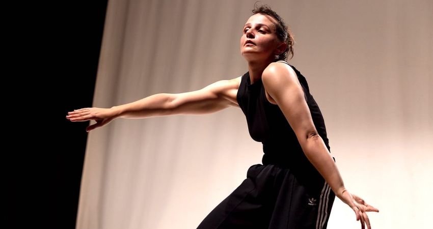 Espectáculo de danza 'The Common Ground', de la coreógrafa brasileña Poliana Lima