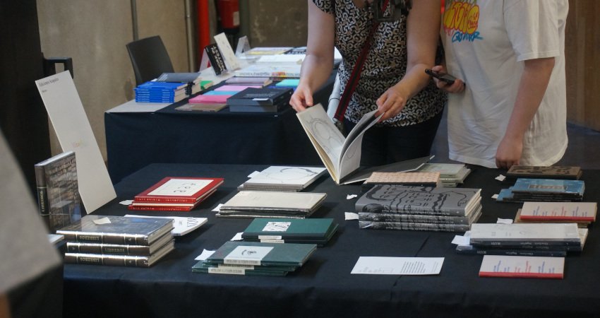 Imagen de archivo de la edición anterior de MiraLookBook en Serrería Belga