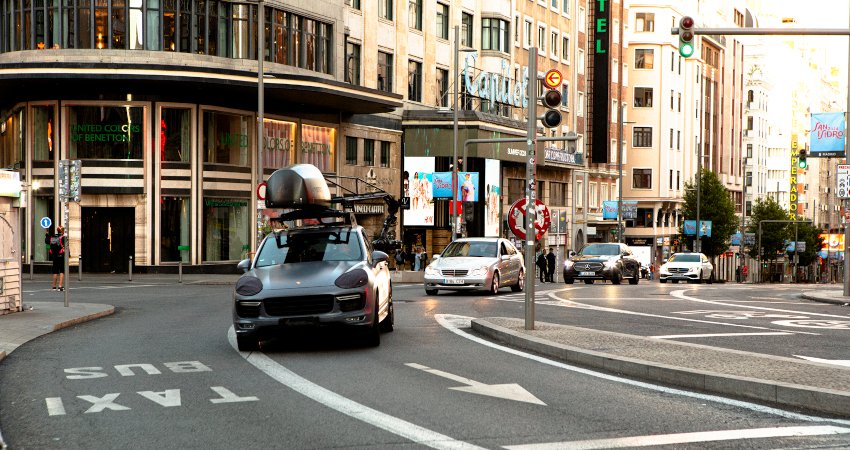 Rodaje de un anuncio de Mercedes Benz en Madrid