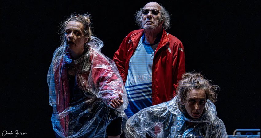 Todos los ángeles alzaron el vuelo, de La Zaranda. © Chuchi Guerra