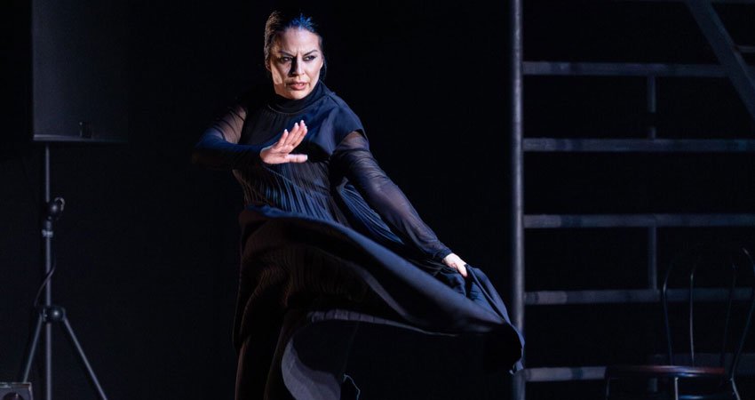 Imagen del espectáculo flamenco Olvidadas, en Centro Danza Matadero ©Rina Srabonian