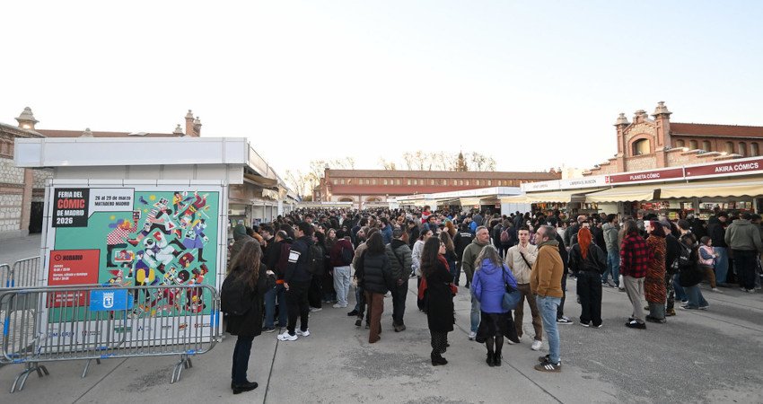 Visitantes en la segunda edición de la Feria del Cómic de Madrid