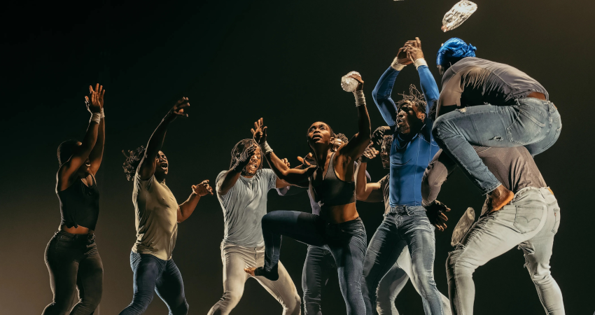 La compañía guineana Circus Baobab llega al Teatro Circo Price con Yé! (L’Eau)