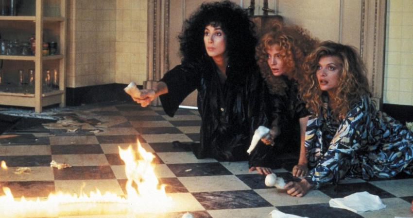 Fotograma de la película 'Las brujas de Eastwick' (1987)