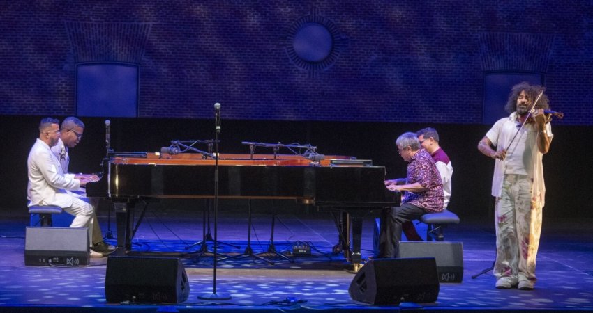 Momento del concierto y sus protagonistas