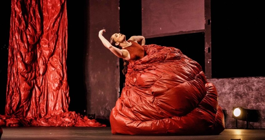 Imagen de la artista sevillana Paula Comitre